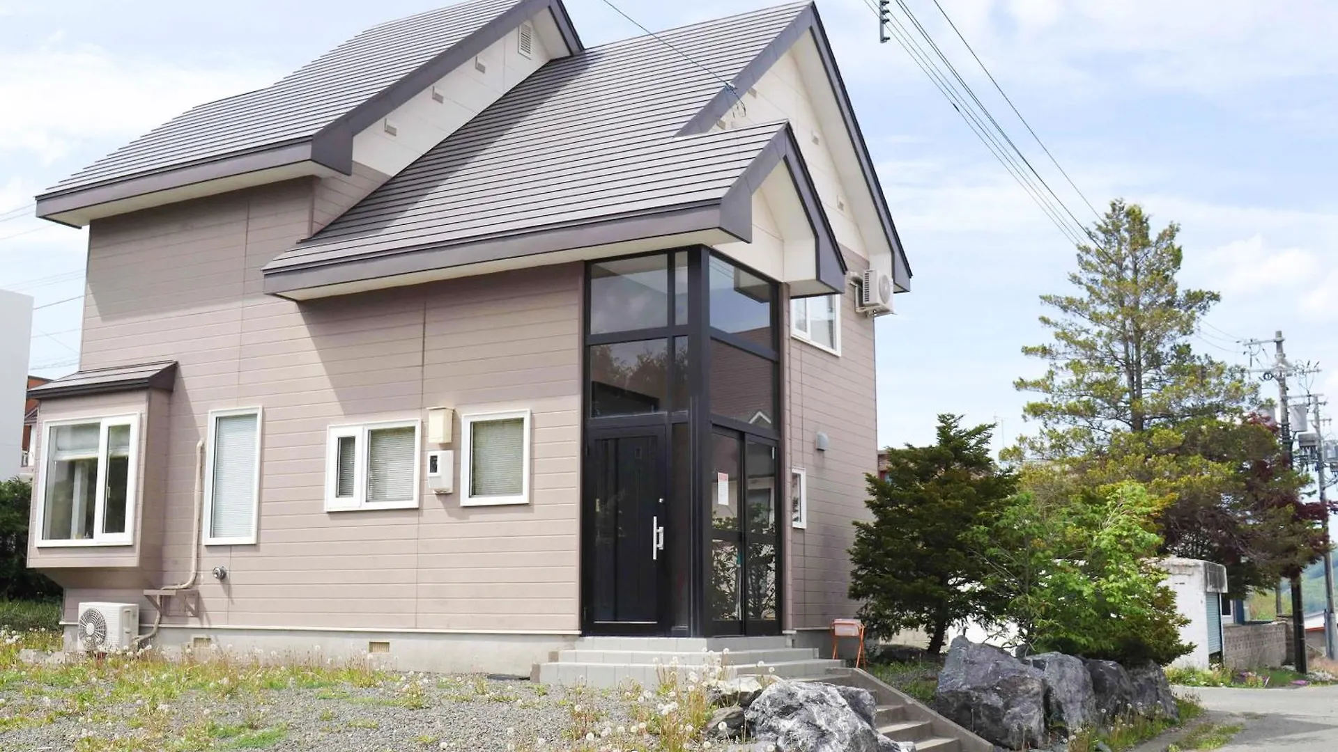*** Hotel Chalet Burlap Furanui Furano Japan